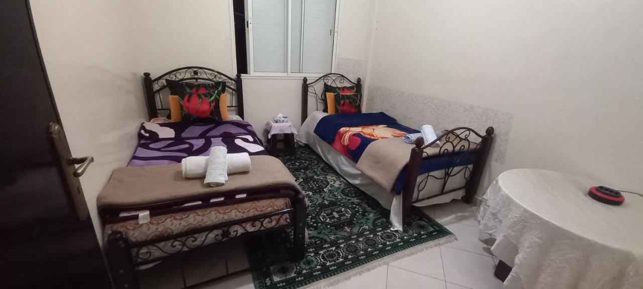Chambre Prive Private Room Aeroport Mohamed 5 Deroua Bagian luar foto