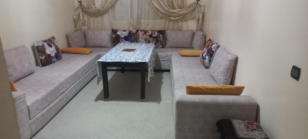 Chambre Prive Private Room Aeroport Mohamed 5 Deroua Bagian luar foto